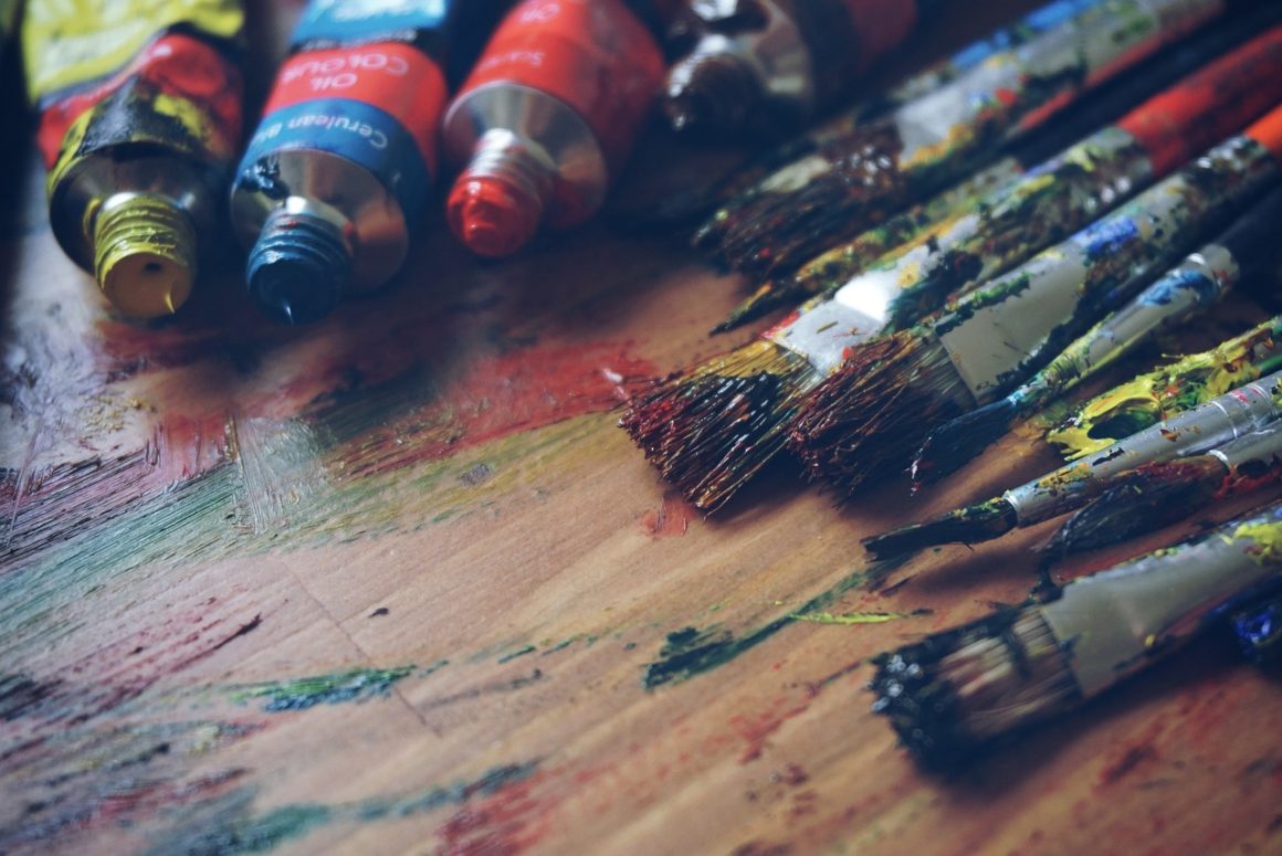 Best Ways to Get Oil Paint out of Brushes
